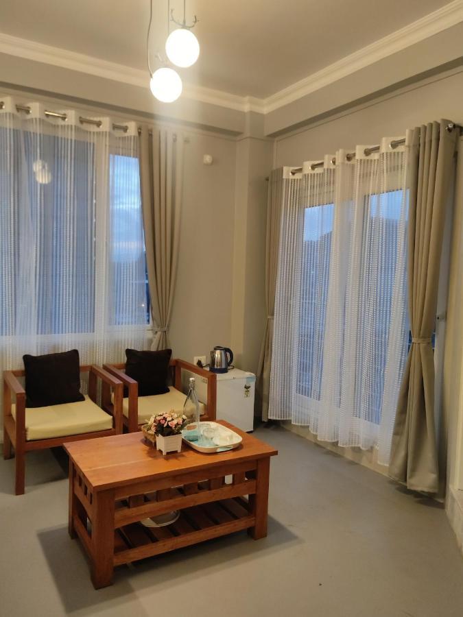 Urban Tavern Shillong Ngoại thất bức ảnh